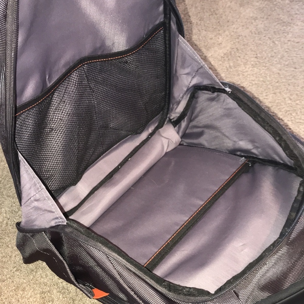 Samsonite Gray Backpack - Picture 9 of 11